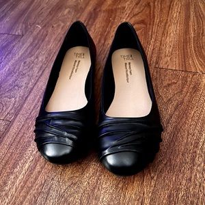 Women shoes size 8 dressy casual